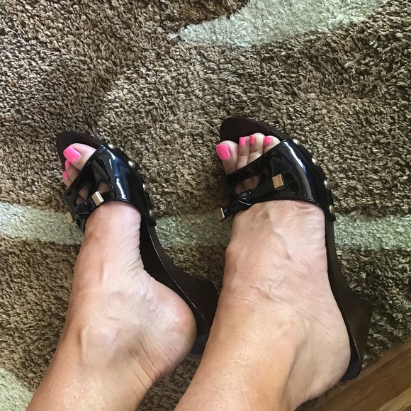 Tod’s Bow Accented wood slide Sandels - Picture 4 of 8